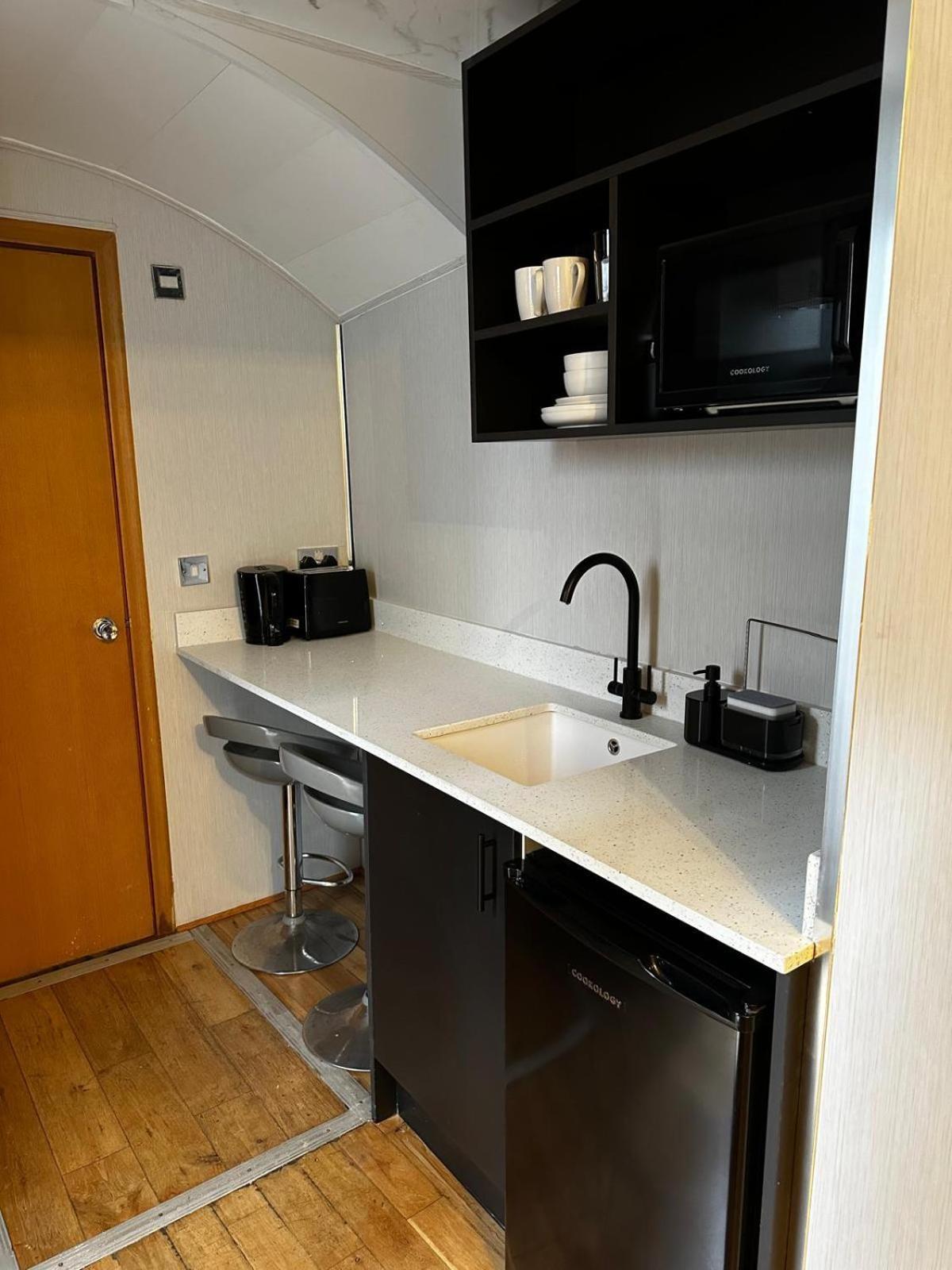 Fb1-Spacious Basement Studio Flat Fits 2- Near Hyde Park Londra Exterior foto