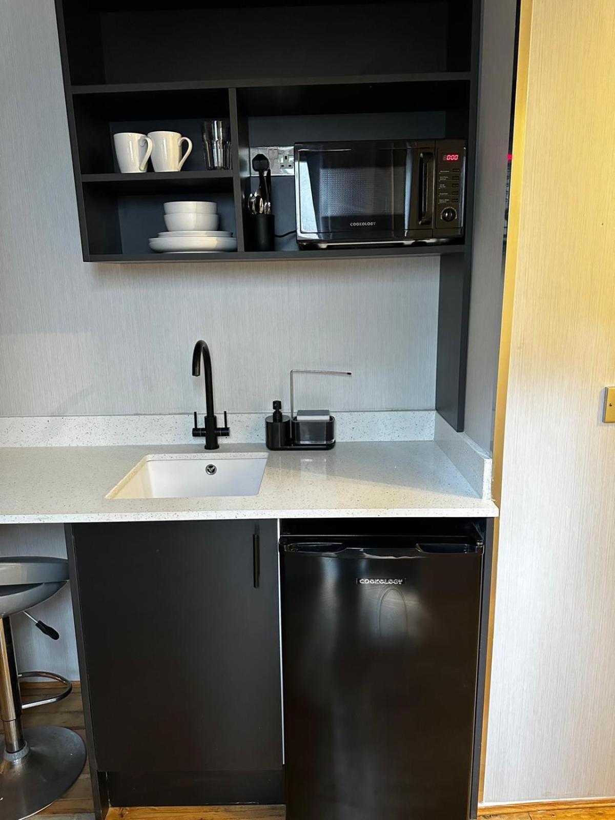 Fb1-Spacious Basement Studio Flat Fits 2- Near Hyde Park Londra Exterior foto
